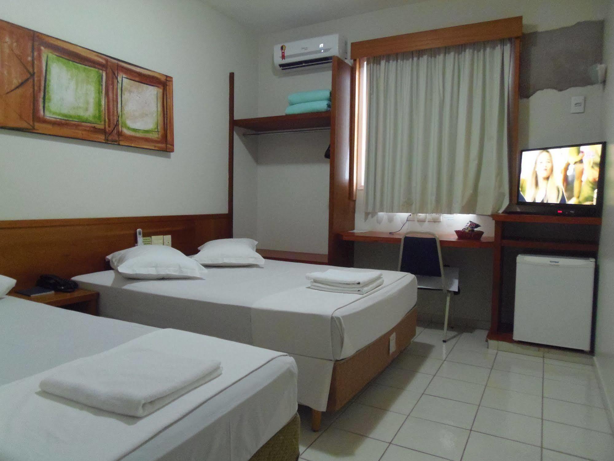 Sanare Hotel Uberlandia Bagian luar foto