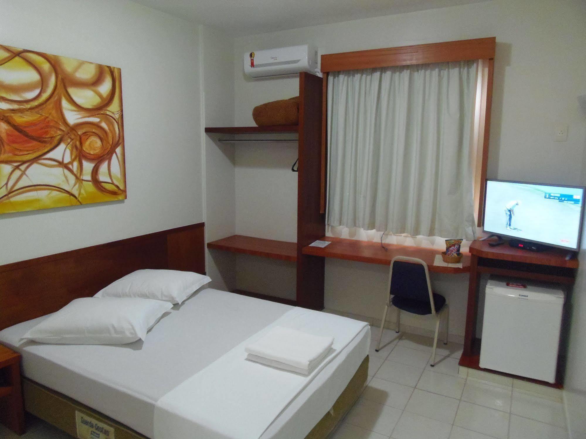 Sanare Hotel Uberlandia Bagian luar foto