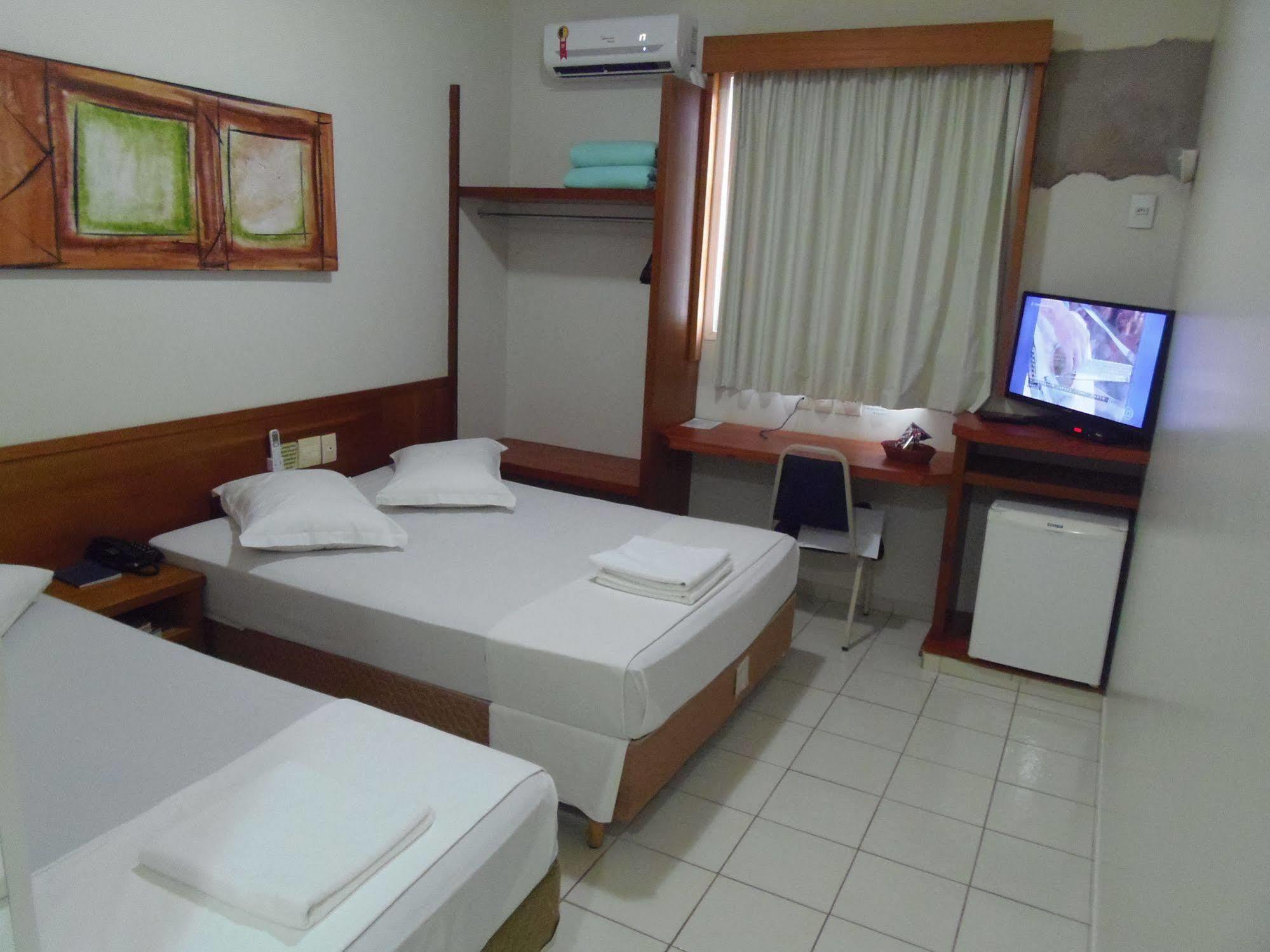Sanare Hotel Uberlandia Bagian luar foto
